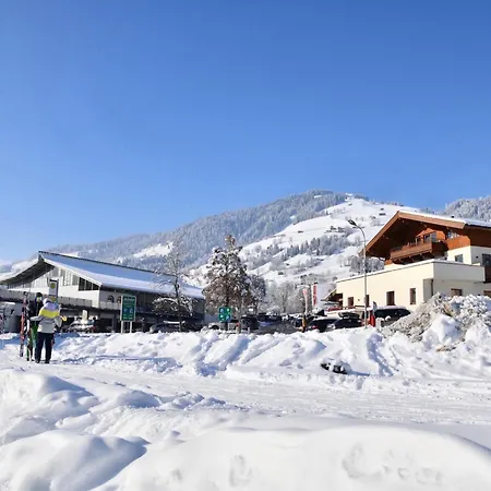 An Der Gondelstation A6 شقة بريكسن ام تاله